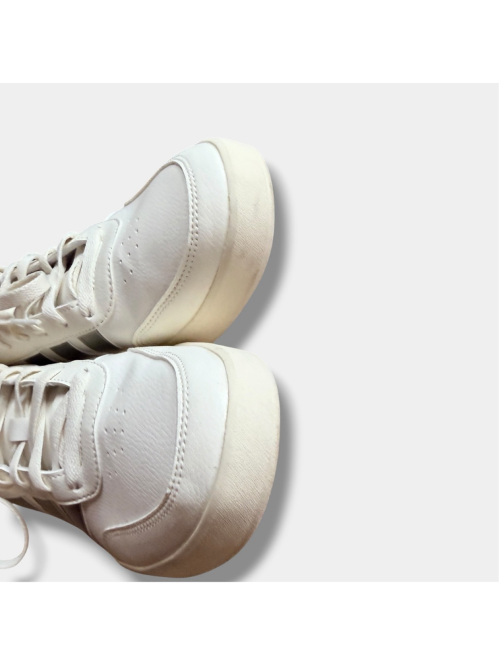 Adidas Women’s Size 10 White Silver Stripe Sneakers Casual Lace Up Shoes - Picture 5 of 12